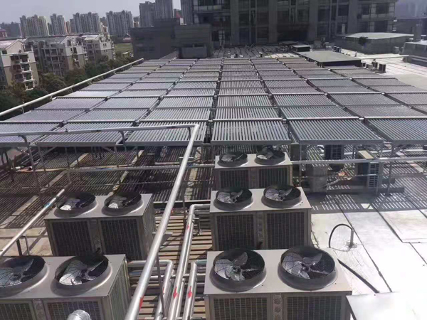 亿家人空气能热泵和工业太阳能助力油罐恒温项目